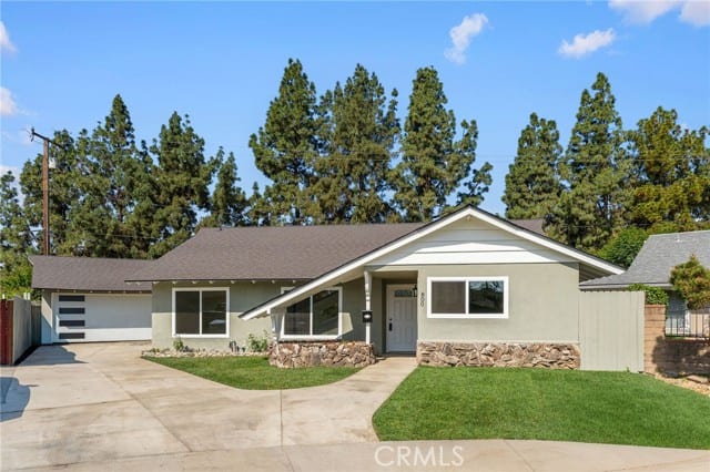 800 East Sandra Avenue