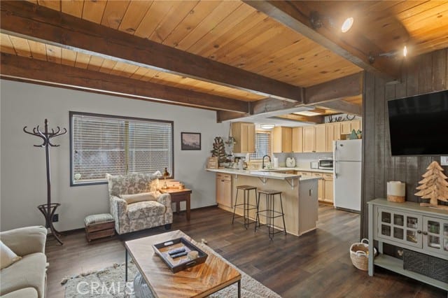 2060 7th Lane