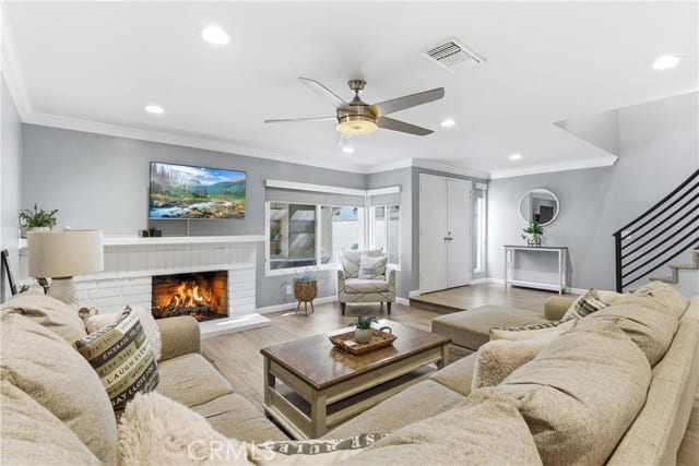 6560 East Circulo Dali