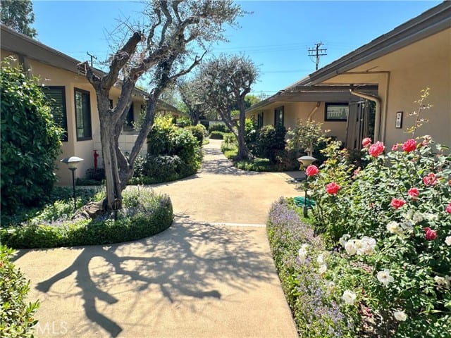 1225 North Granada