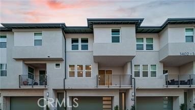 1410 West Cara