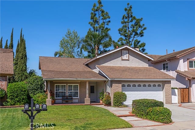 6547 East Marengo