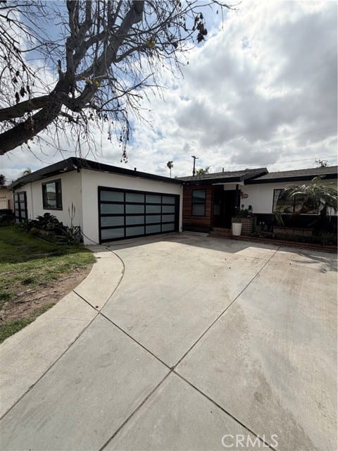 2906 West Ravenswood
