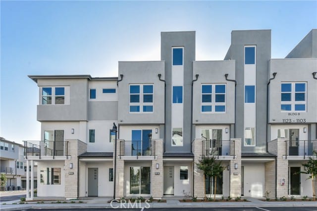 1110 West Cara Dr
