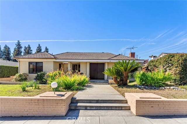 821 Novelda Road