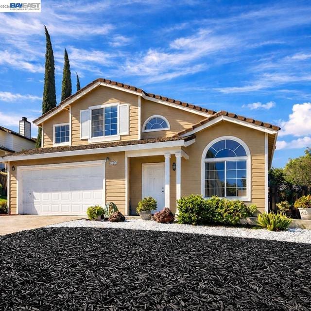 5136 Grass Valley Way