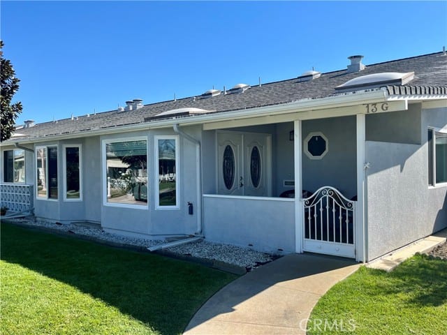 13824 Fresh Meadow Ln., M3-13G, Seal Beach, CA 90740