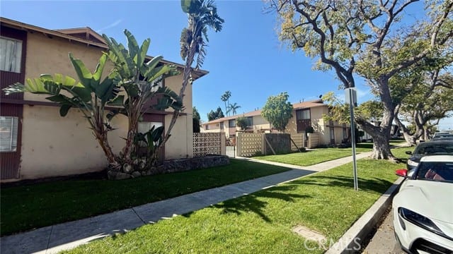 2258 West Colchester