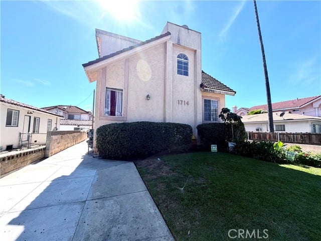 1714 Cedar Street