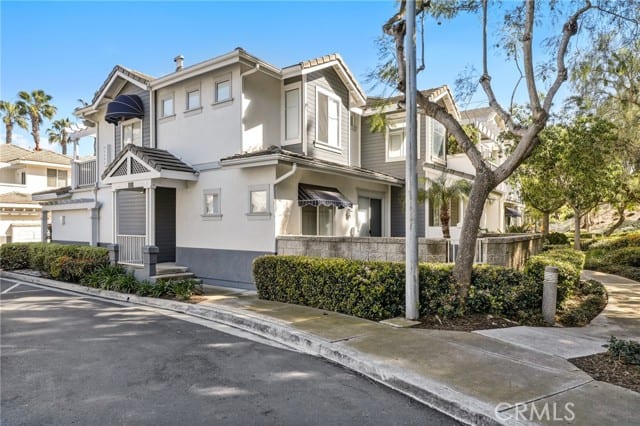 98 Carlsbad Lane