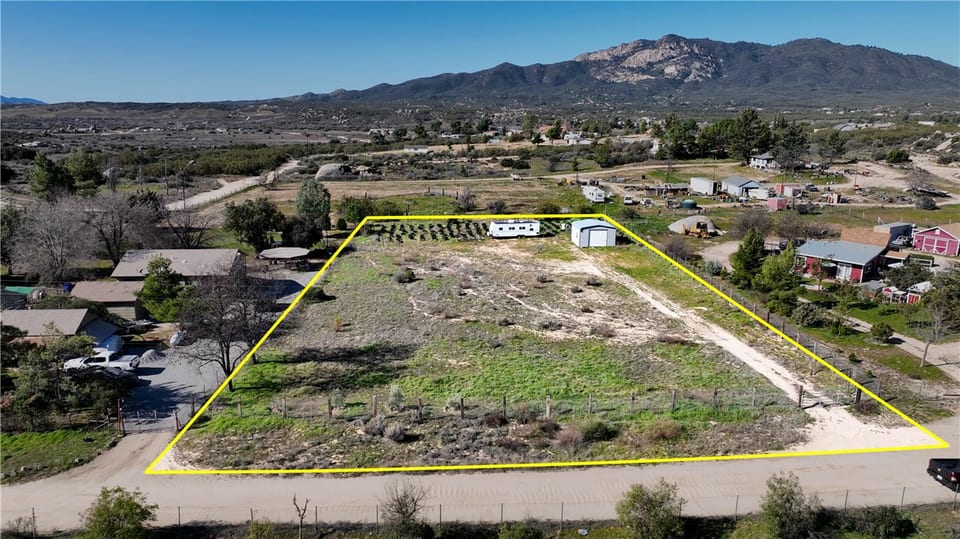 1 Boulder Hill Road