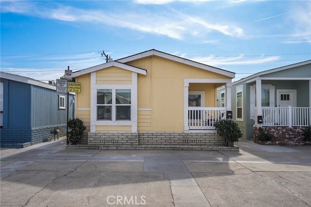 632 West Romneya