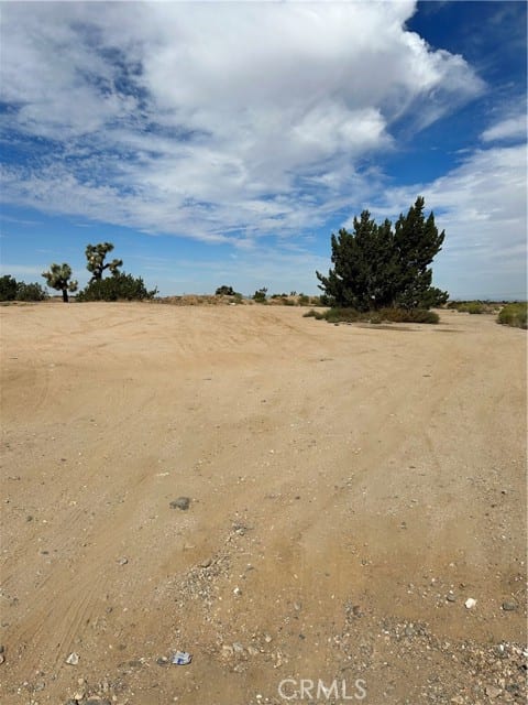 1 Old Mine Road