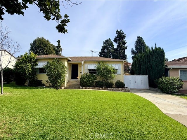 2408 Hitchcock