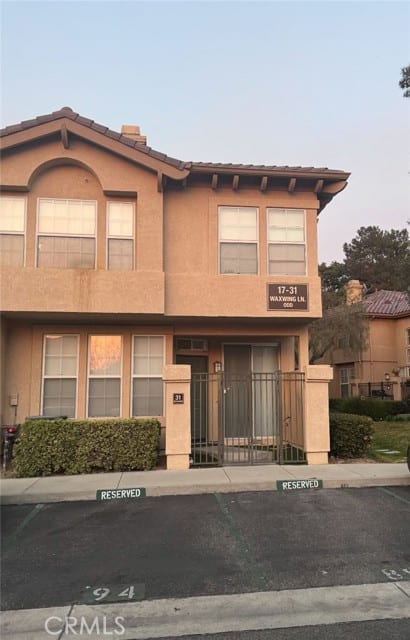 31 Waxwing Ln