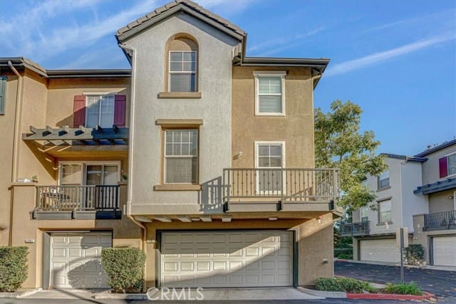 18 Kenilworth Lane