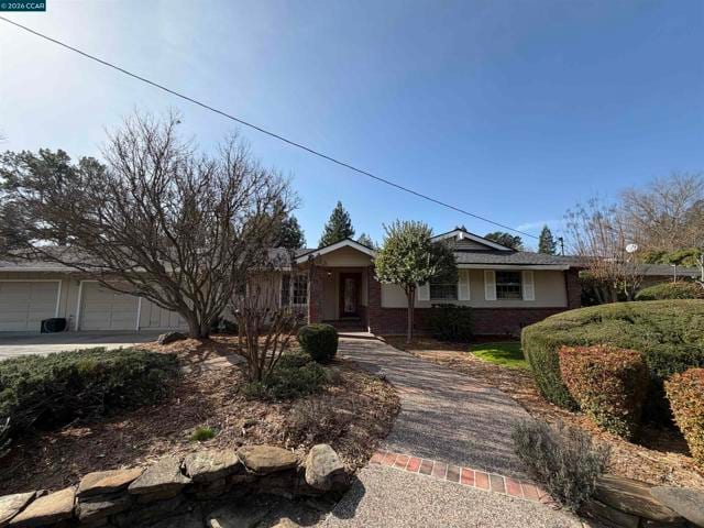 2994 Roundhill Rd