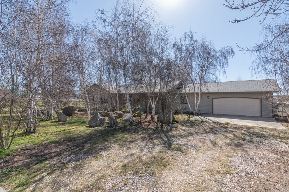 40757 Brook Trails