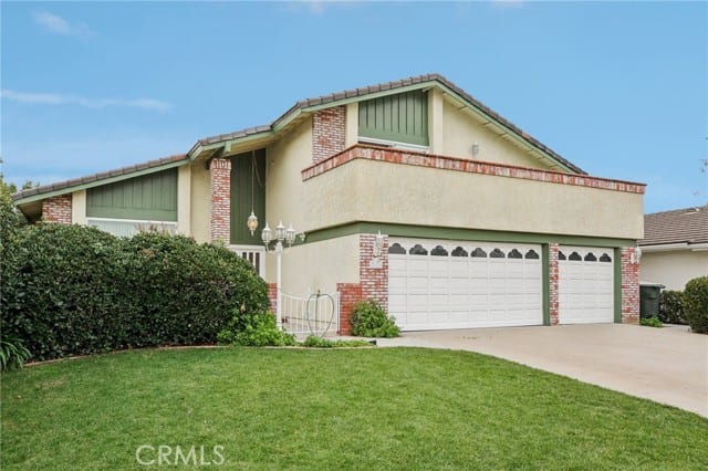 211 South Francisco Place