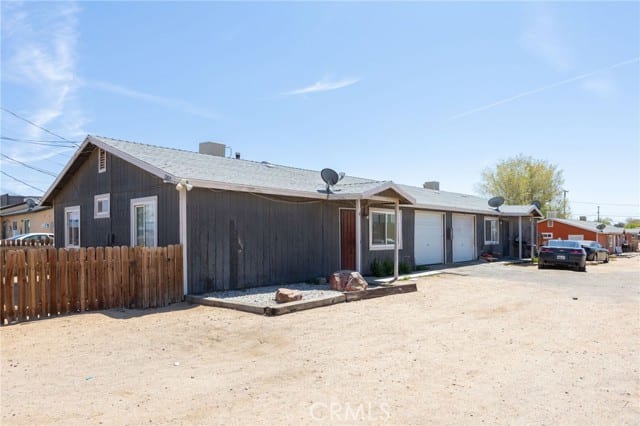 12025 Chamberlaine Way