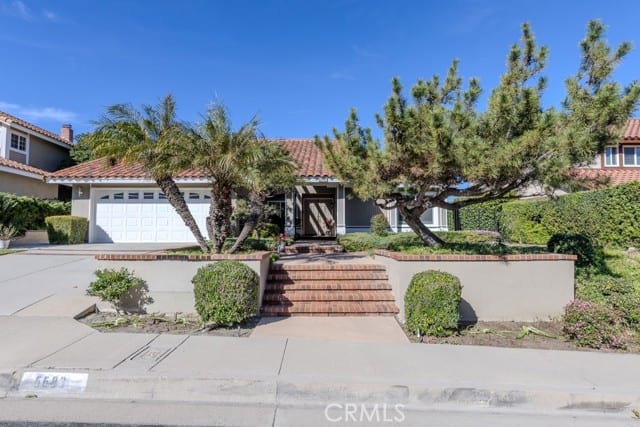 6683 East Leafwood