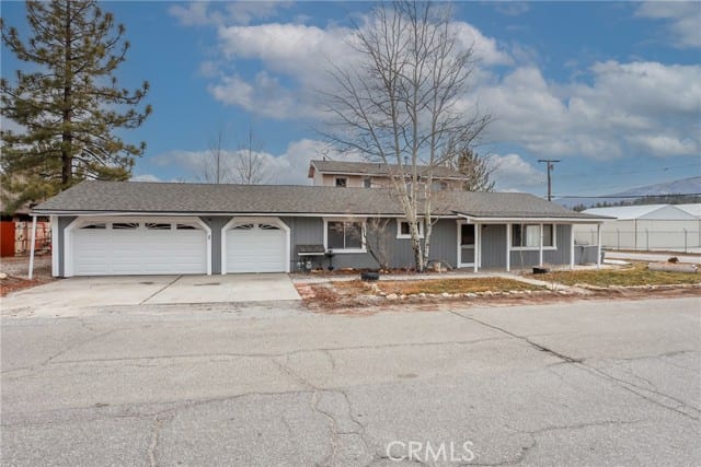 171 West Meadow