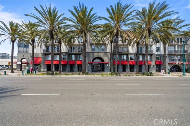 1801 East Katella Avenue
