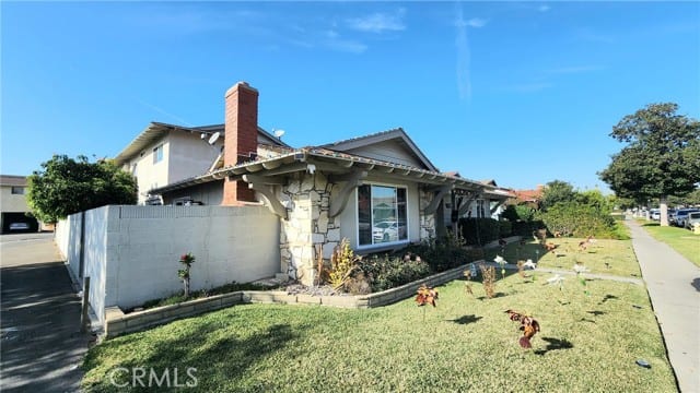 229 South Delano