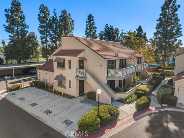 3512 West Stonepine