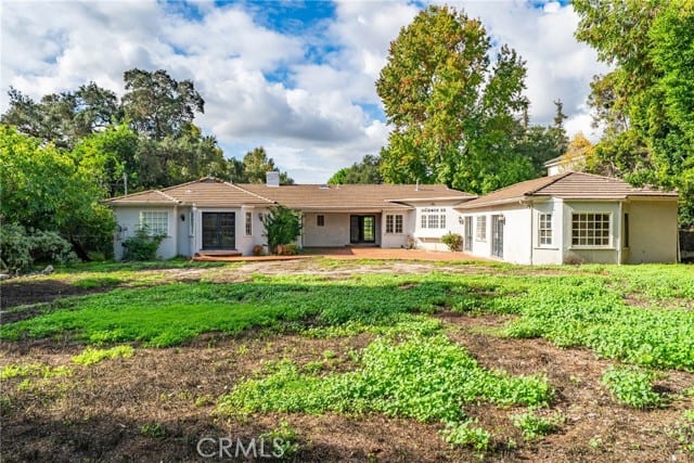 1210 Rodeo Road