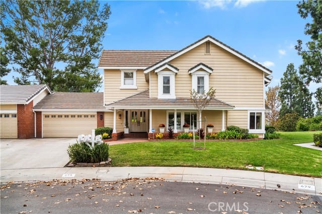 698 South Gentry
