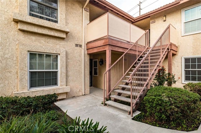 2625 West Cameron Court