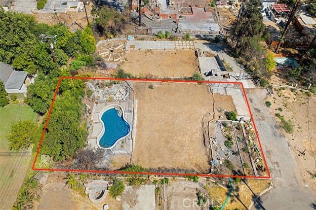 1371 El Corto Drive
