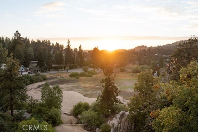 10 Sierra View Drive
