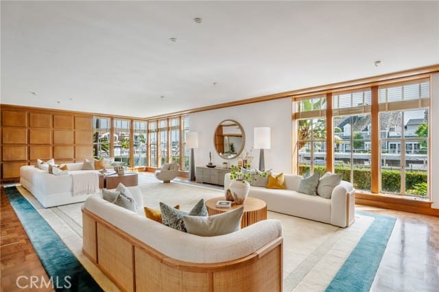 15 The Colonnade, Long Beach, CA 90803