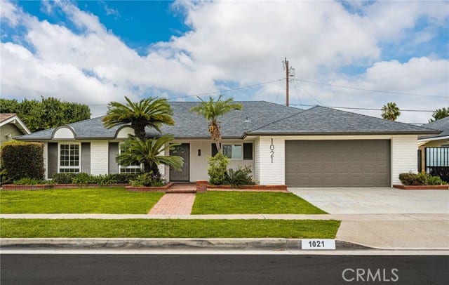 1021 South Hilda