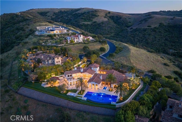 76 Golden Eagle, Irvine, CA 92603