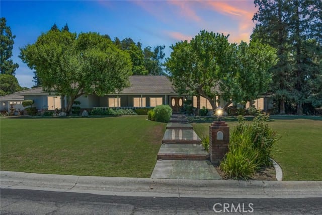 4215 Flintridge Drive