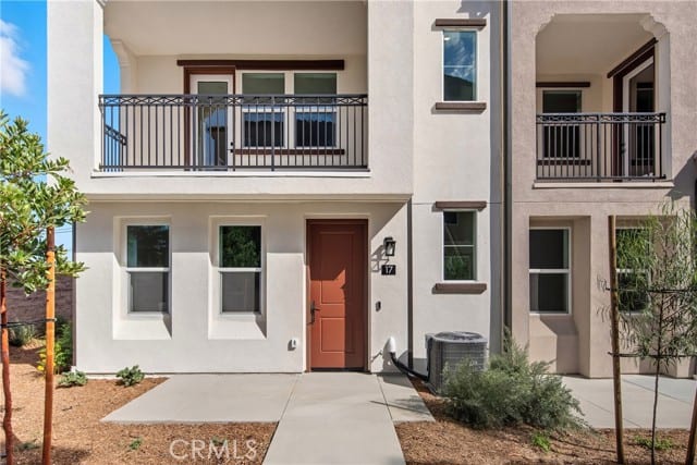 2217 West Orange