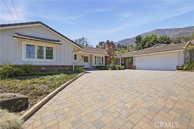 2011 Canyon Road