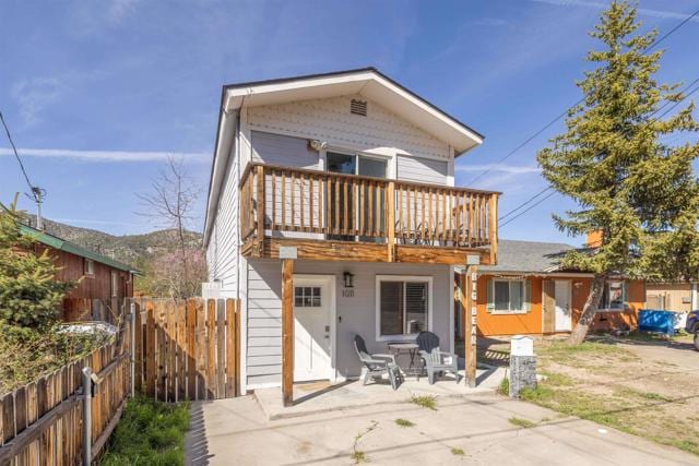 1011 West Fairway