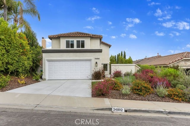 24892 Golden Vista