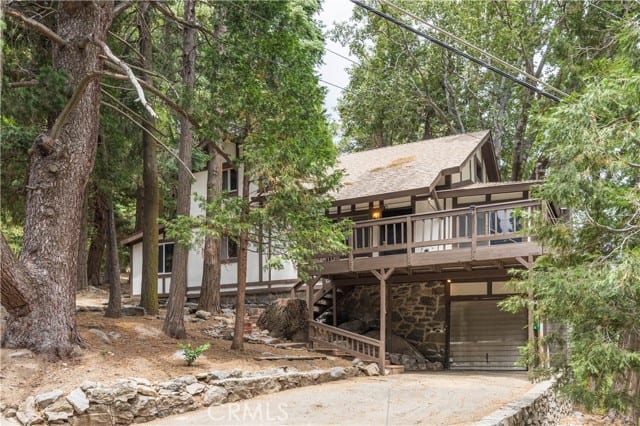 21855 Lakeland View