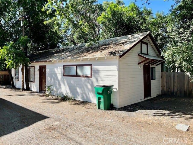 1326 Mulberry