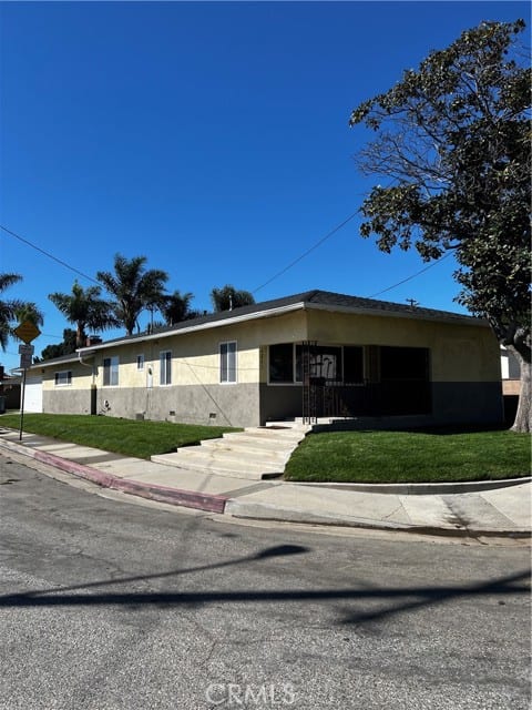22443 Meyler Street