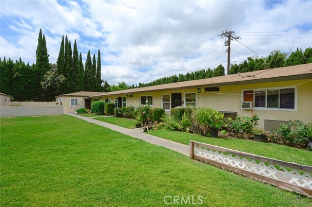 4032 West Valencia Drive