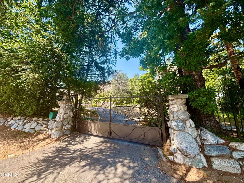 1945 East Altadena Drive East