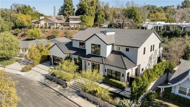 4050 Contera Road