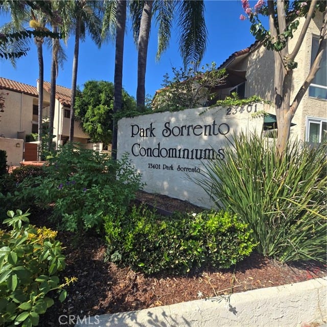 23401 Park Sorrento