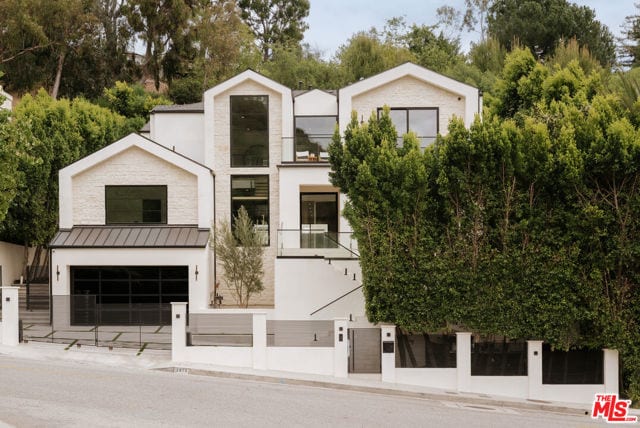 2878 Deep Canyon Drive